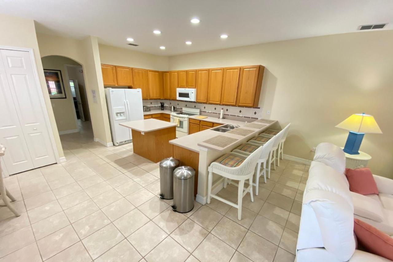 Mickeys Corner - IMPRESSIVE FAMILY FRIENDLY 5BR POOL HOT TUB GAMES RM GAS BBQ 5 MINS DISNEY Orlando Exterior foto